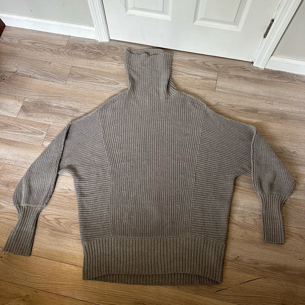 Free People Cocoa Gray Turtleneck Oversized Sweater / Sweater Dress
